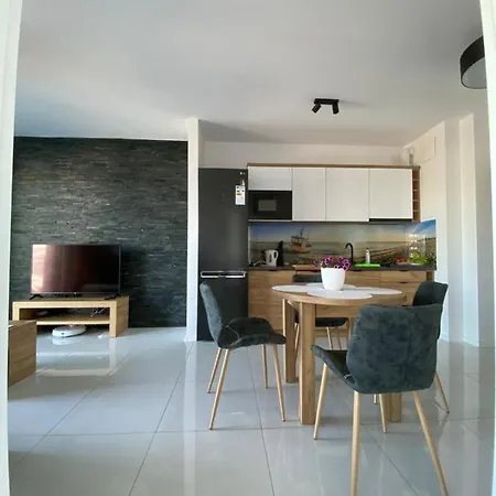 Miedzyzdroje,balticus Promenada Gwiazd 14, Z Odrebnym Salonem I Sypialnia Z Widokiem Na Morze *